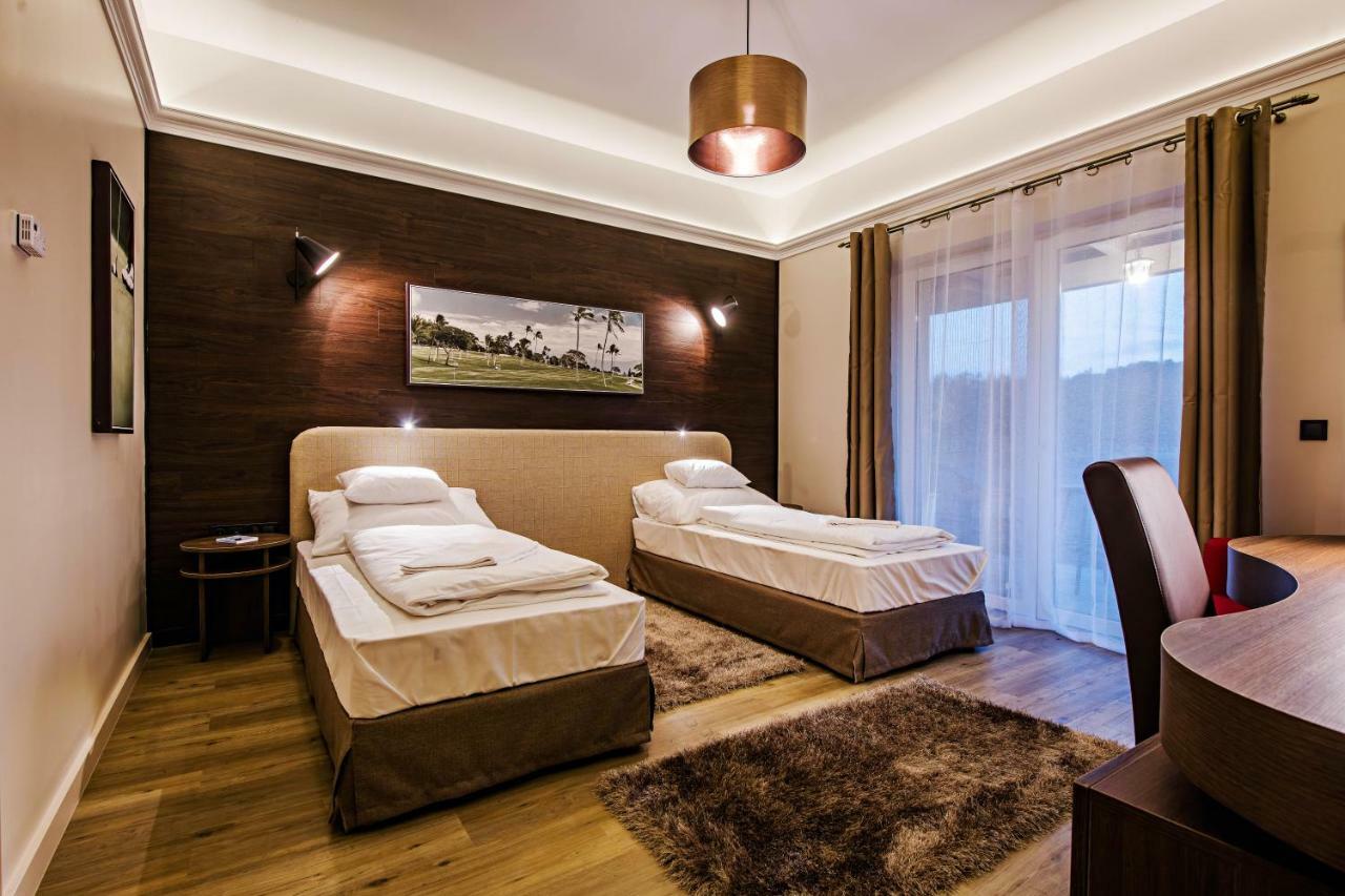 Pannonia Golf & Country Club Bed & Breakfast Alcsutdoboz Eksteriør bilde