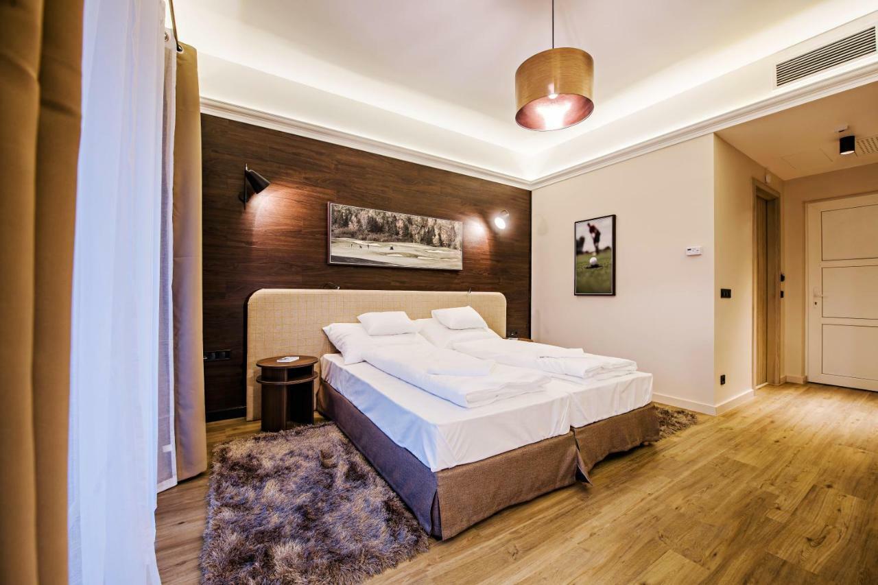 Pannonia Golf & Country Club Bed & Breakfast Alcsutdoboz Eksteriør bilde