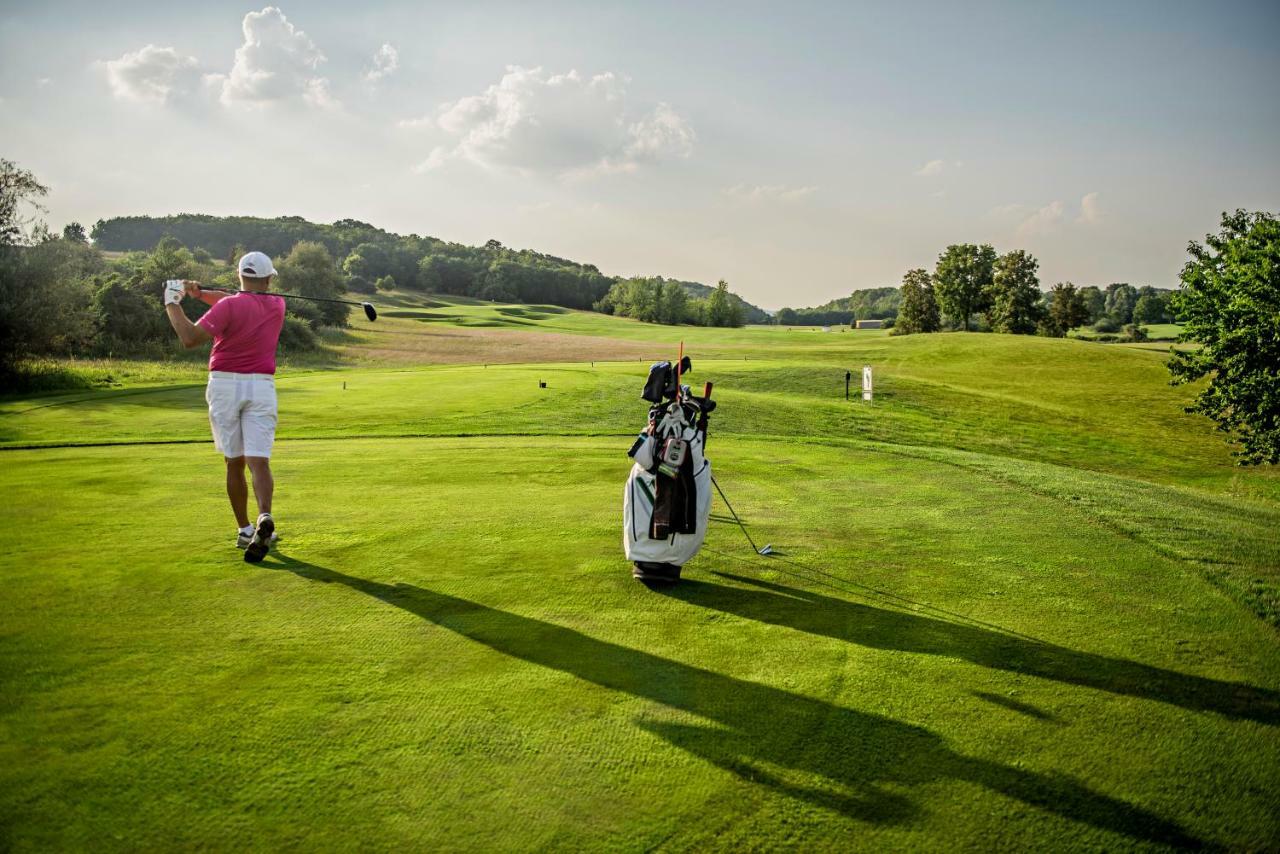 Pannonia Golf & Country Club Bed & Breakfast Alcsutdoboz Eksteriør bilde